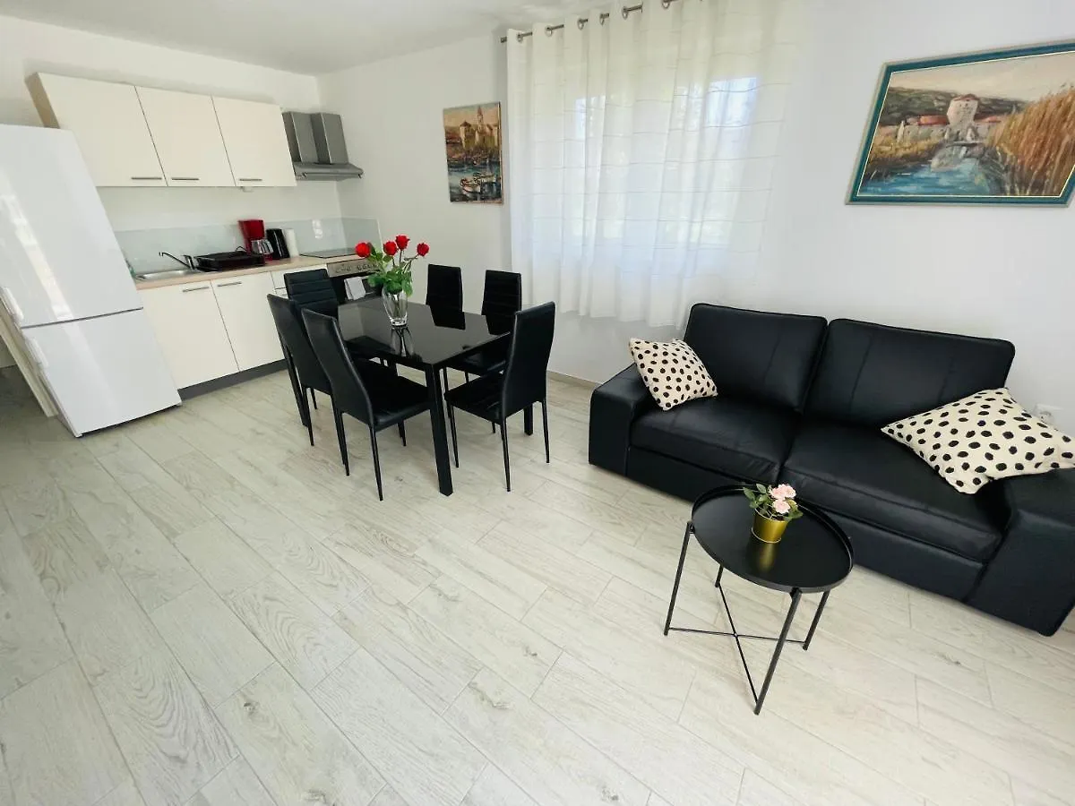Apartment Paulina Trogir